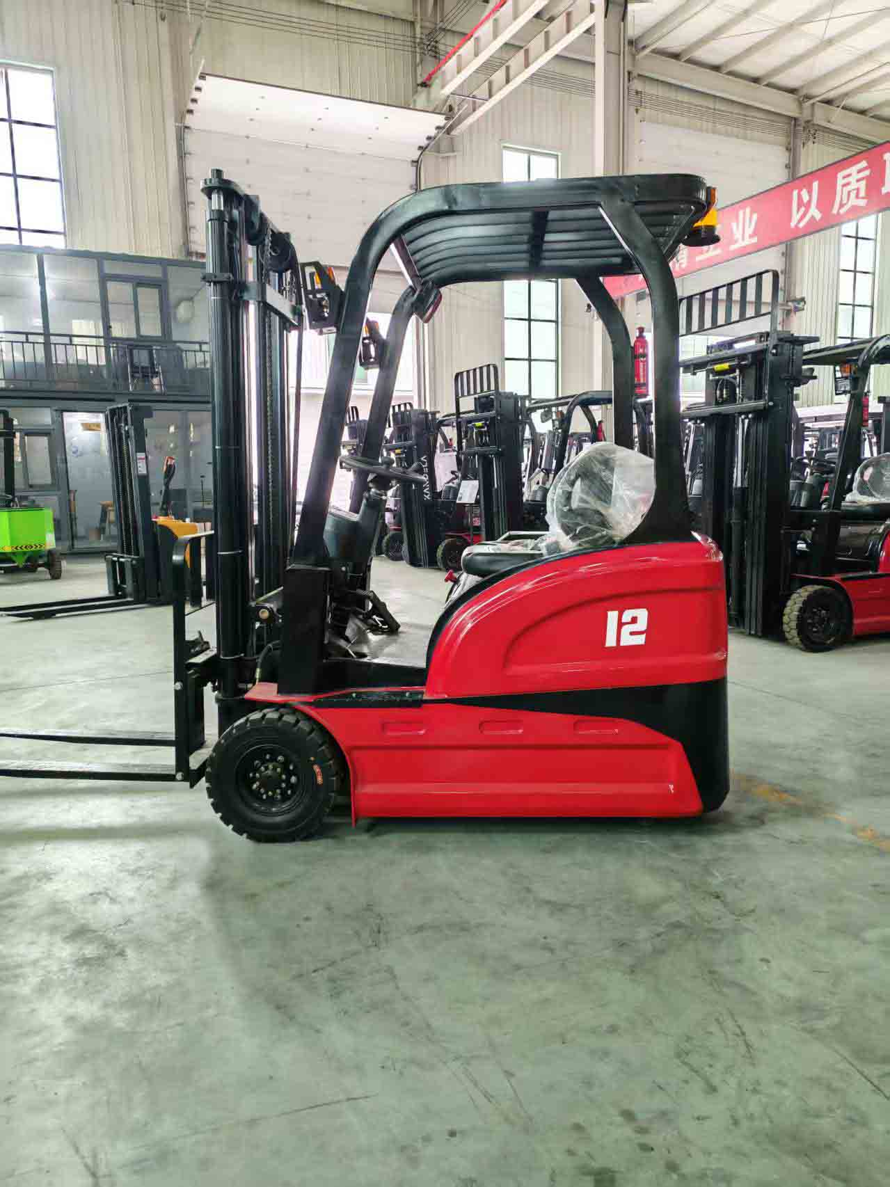 three wheeled forklift three wheeled forklift