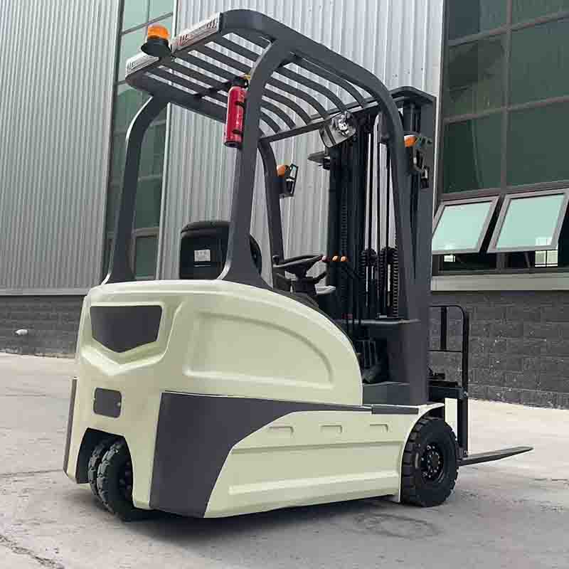 three wheeled forklift
